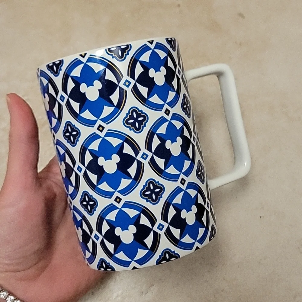 Disney Parks Hidden Mickey Blue & White Geometric Icon 12 Oz Coffee / Tea Mug